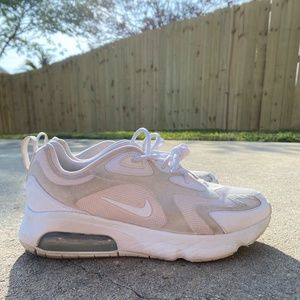 Nike Women's Air Max 200 (white/ light pink)